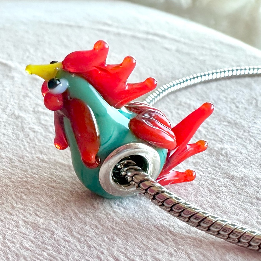 Murano glass Rooster charm bead